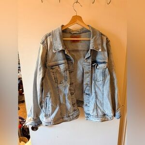 Levi's Classic Blue Denim Jacket